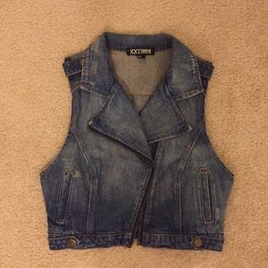 Forever21 Denim Moto Zip Up Vest